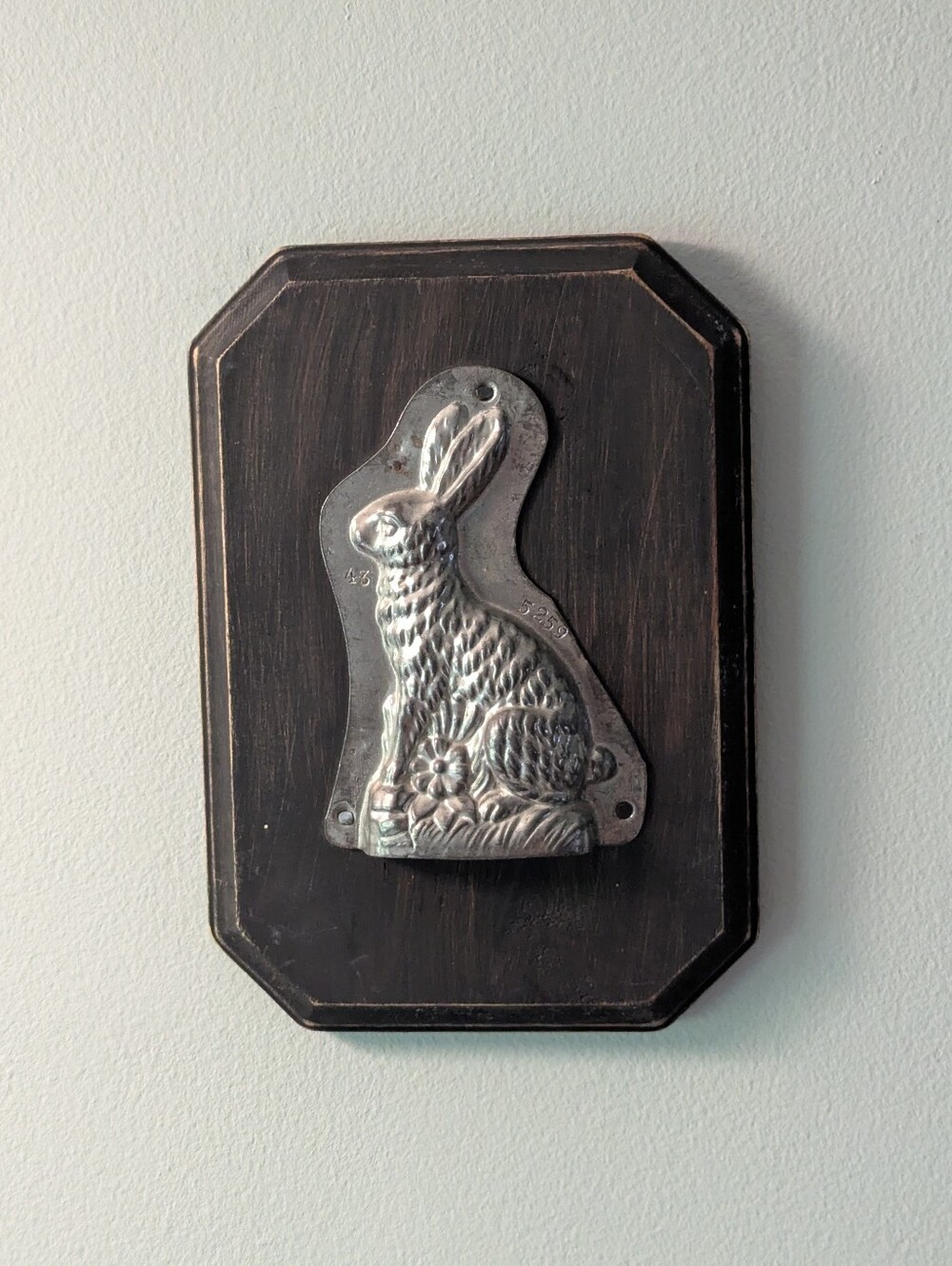 VINTAGE Bunny Rabbit Flower Metal Chocolate Mold Mounted On Wood Wall Decor